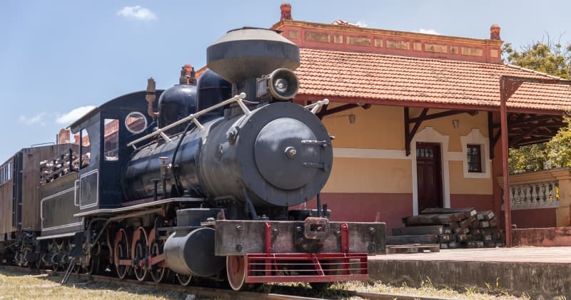 Maria Fumaça e estação em São Roque
